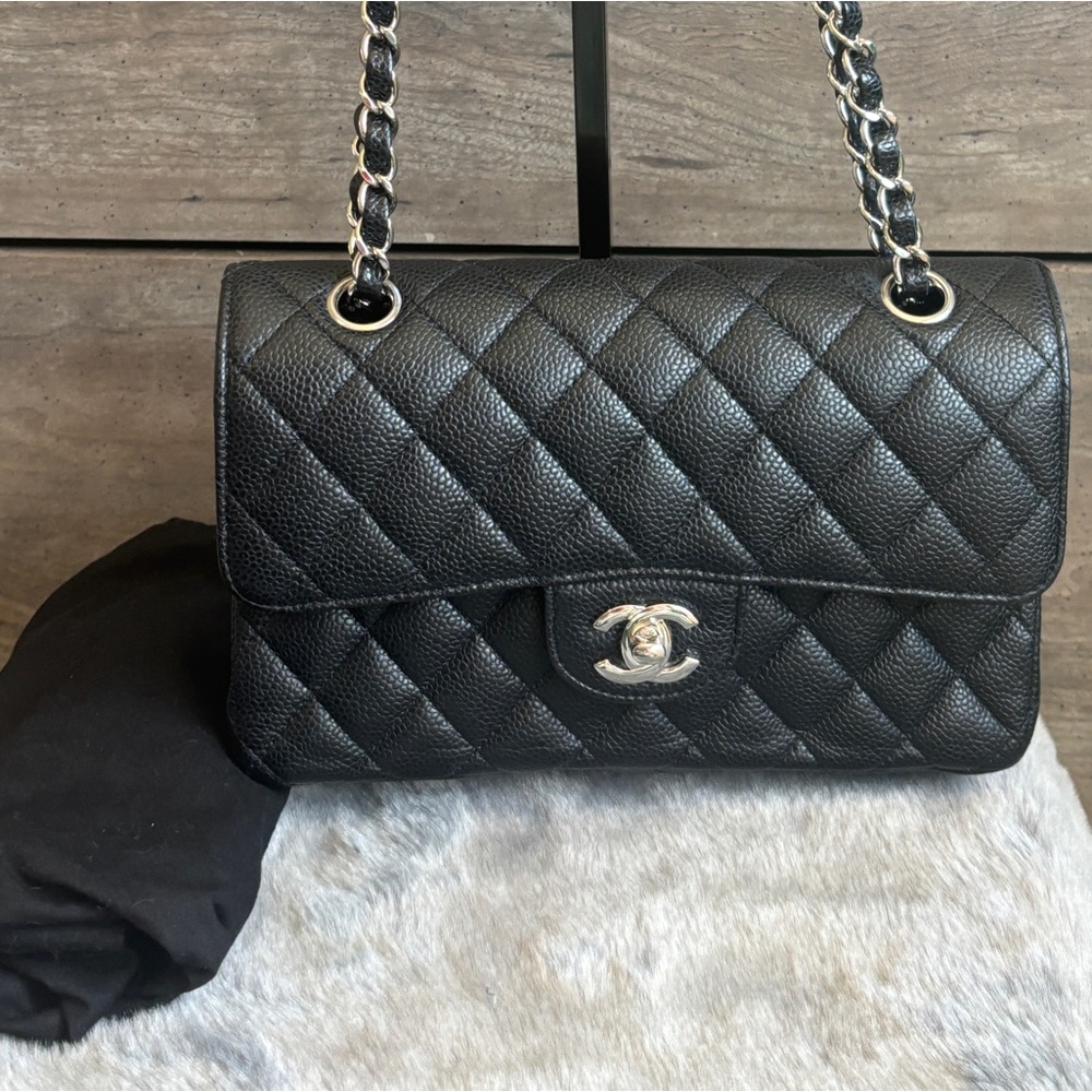 🌸🎊SOLD🌸🎊Chanel Black Caviar Classic Medium Double Flap Bag 🌸